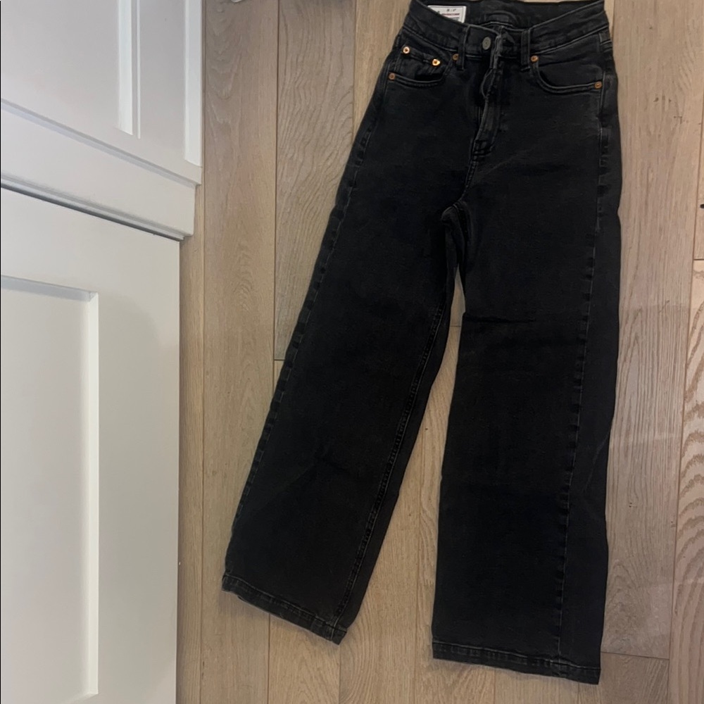 GAP 25 petite wide leg black jeans